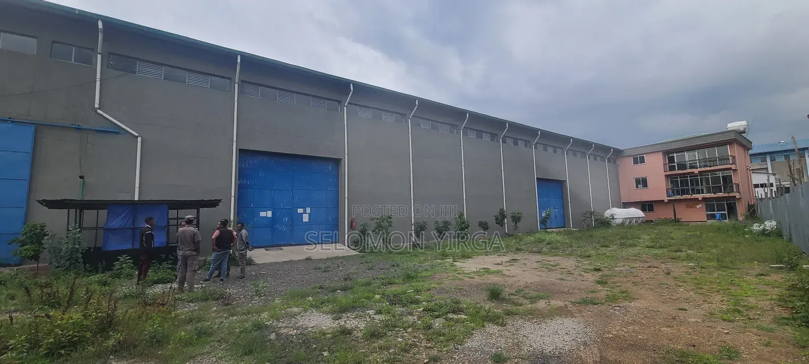 For Sale Warehouse የማሸጥ