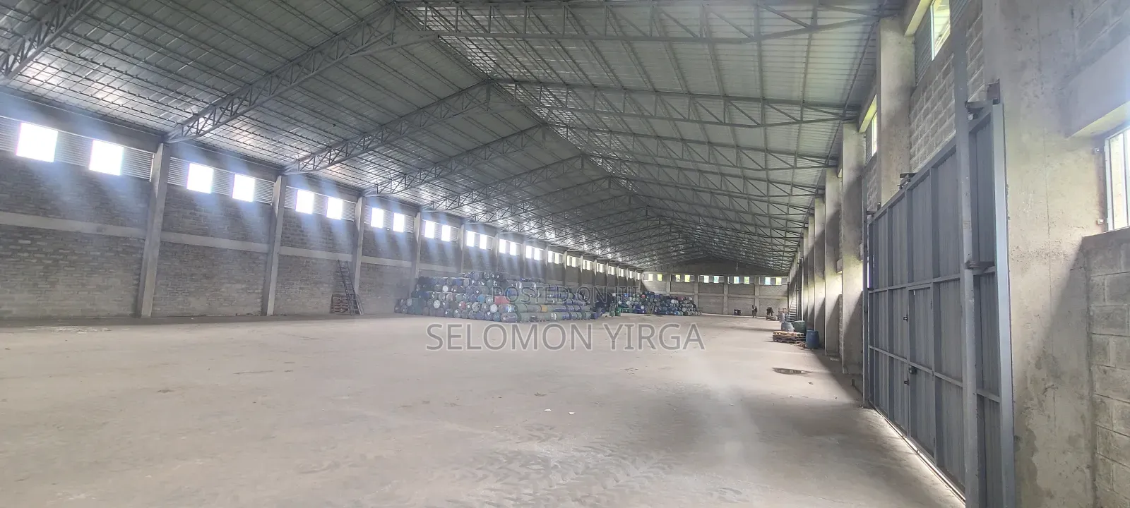 Warehouse for Rent የሚከራይ