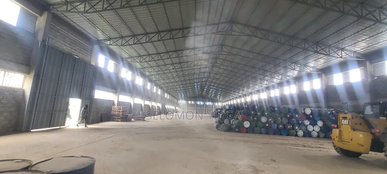 Warehouse for Rent የሚከራይ