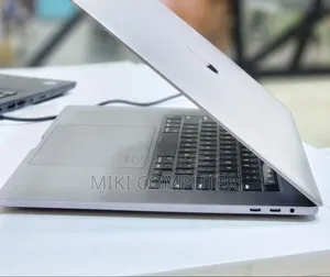 New Laptop Apple MacBook Pro 2019 32GB Intel Core I9 SSD 1T