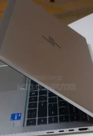 New Laptop HP EliteBook 840 G8 16GB Intel Core I5 SSD 512GB