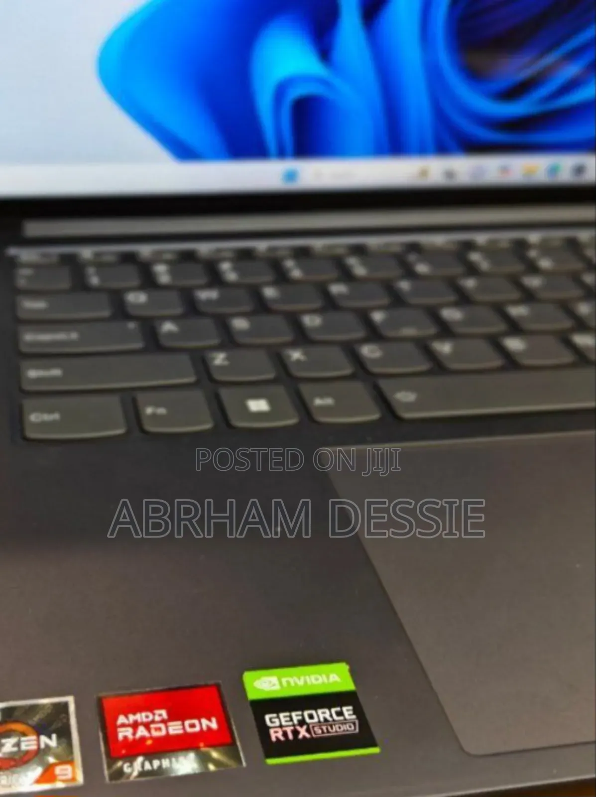 New Laptop Lenovo 32GB SSD 512GB