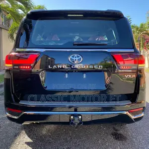 New Toyota Land Cruiser 2022 Black