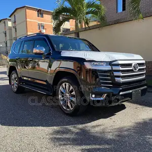 Photo - New Toyota Land Cruiser 2022 Black