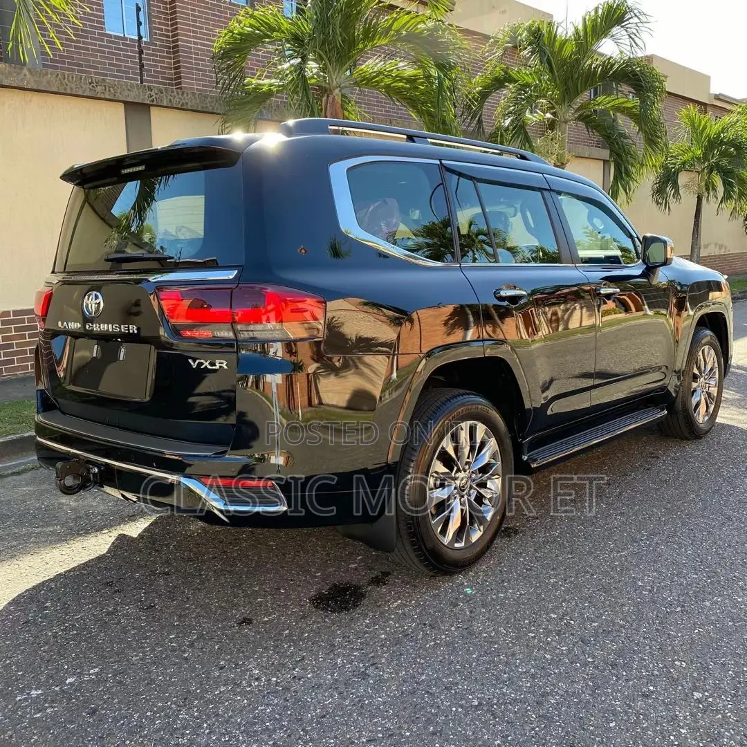 New Toyota Land Cruiser 2022 Black