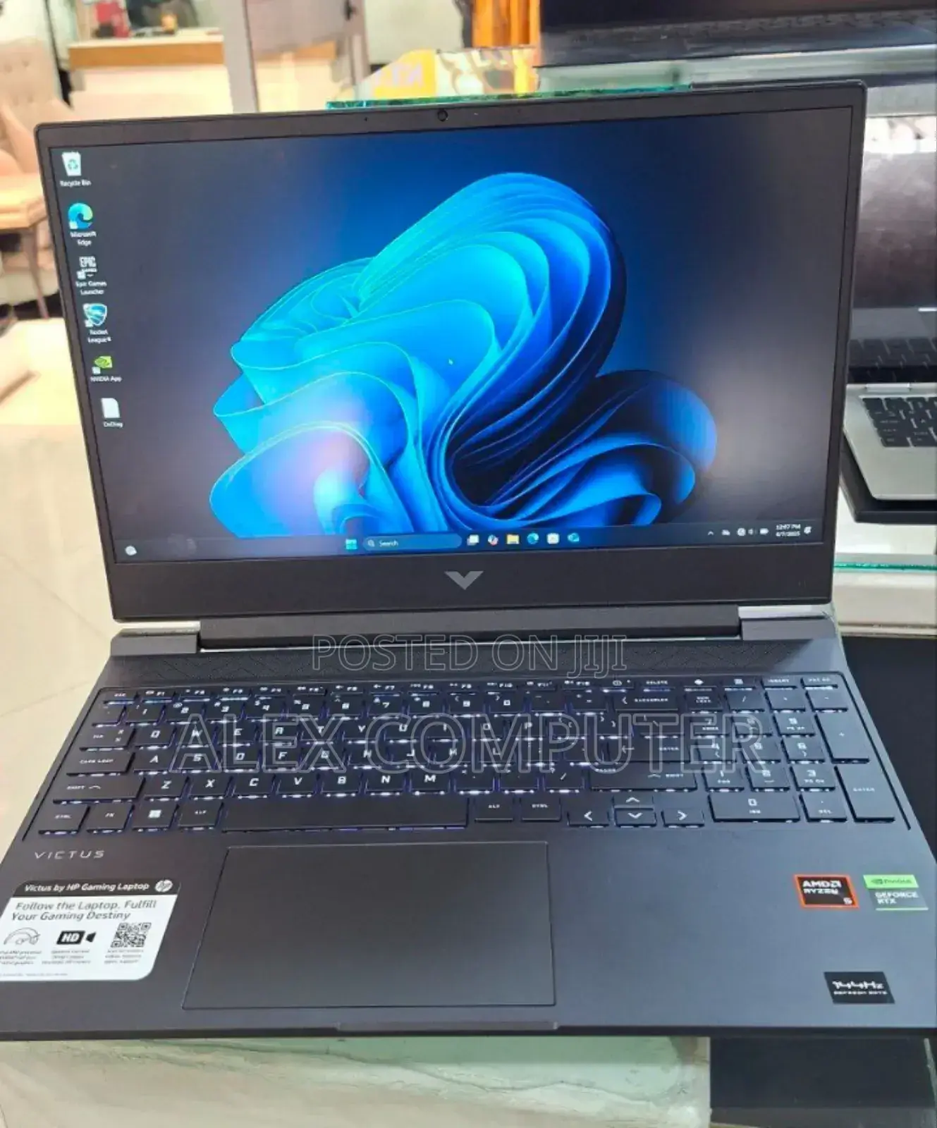 New Laptop HP Victus 15 16GB AMD Ryzen 5 SSD 512GB