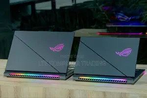 New Laptop Asus ROG Strix G17 32GB Intel Core I9 SSD 2T