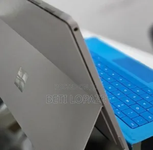 New Laptop Microsoft Surface Pro 9 8GB Intel Core I5 SSD 128GB