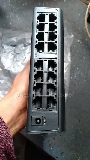 Desktop Switch D-Link 16 Port | Fast Ethernet Switch