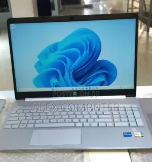 New Laptop HP Stream Notebook 8GB Intel Core I5 SSD 512GB