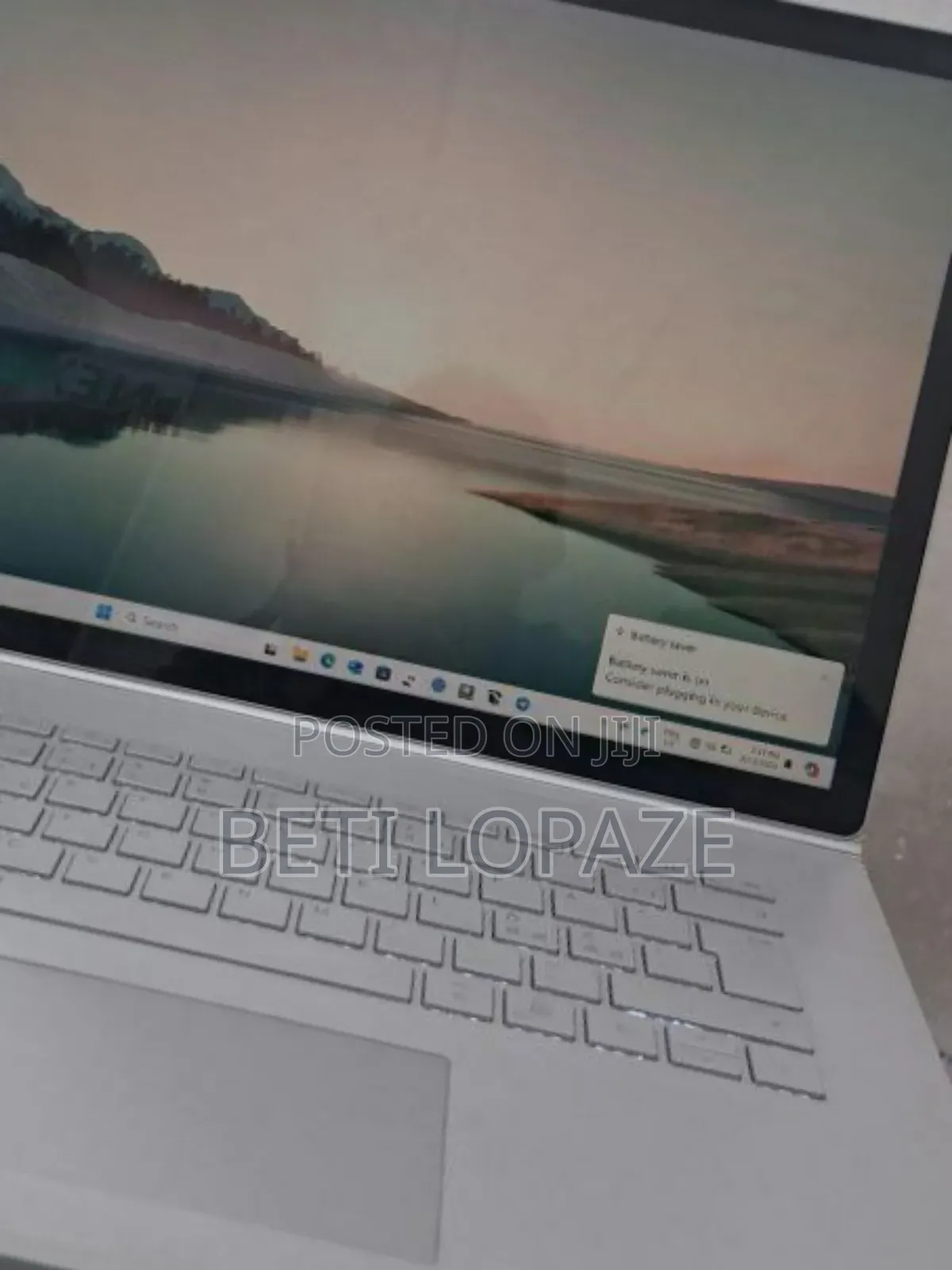 New Laptop Microsoft Surface 16GB Intel Core I7 SSD 256GB