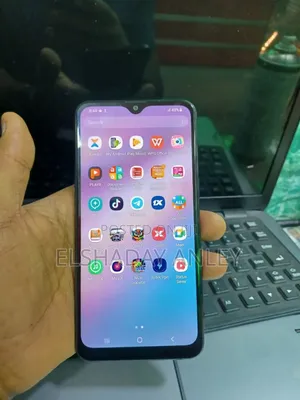 Photo - Samsung Galaxy A10s 32 GB Black