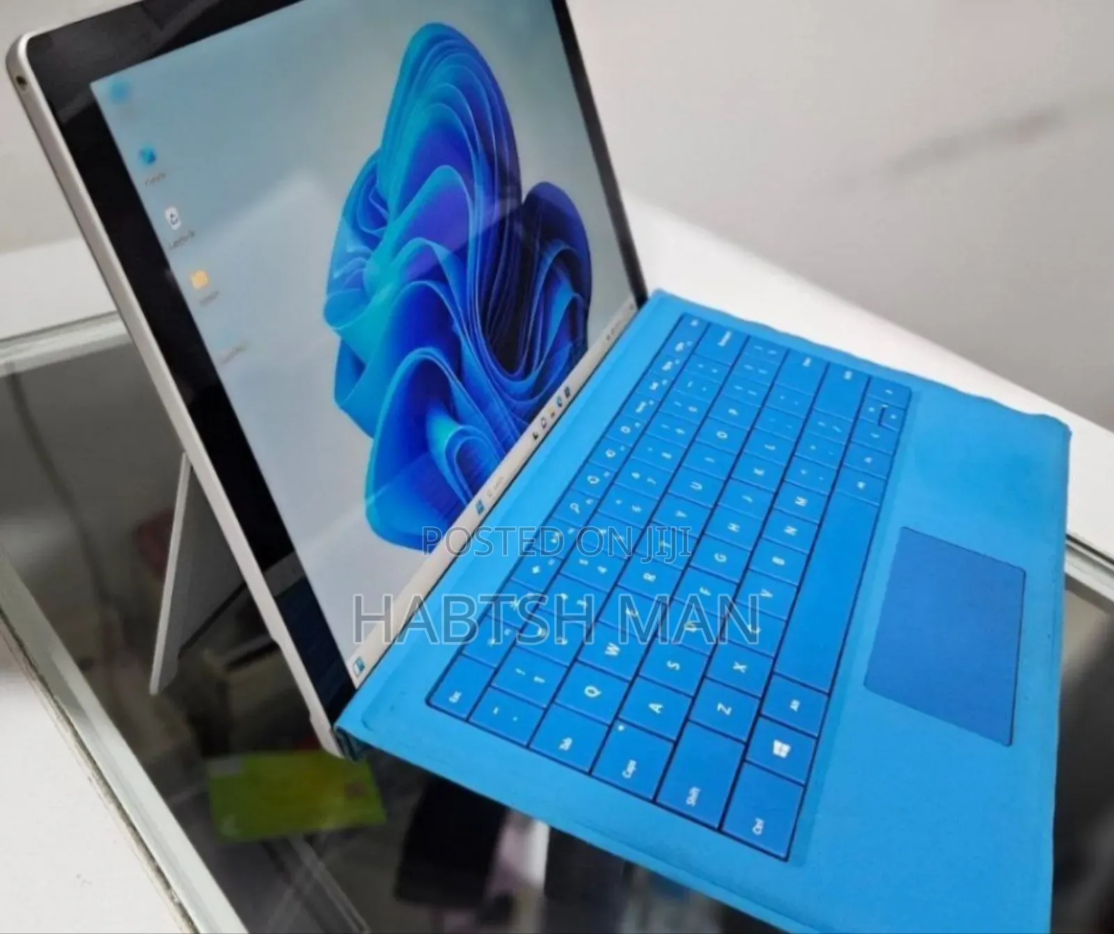 New Laptop Microsoft Surface Pro 7 8GB Intel Core I5 SSD 128GB