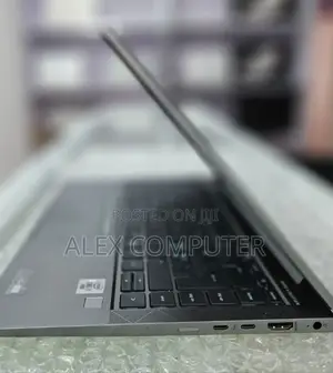 New Laptop HP Zbook Studio G7 32GB Intel Core I7 SSD 1T
