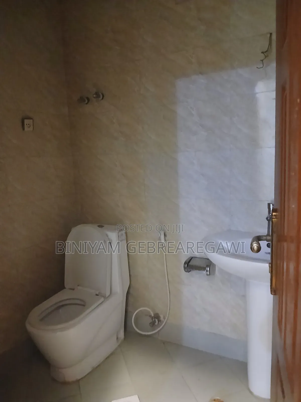 2bdrm Apartment in Apartment, Yeka for rent