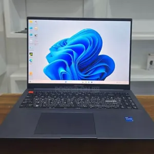 New Laptop Asus VivoBook 15 X505BA 16GB Intel Core I7 SSD 512GB