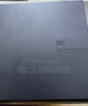 New Laptop Asus VivoBook 15 X505BA 20GB Intel Core I7 SSD 512GB