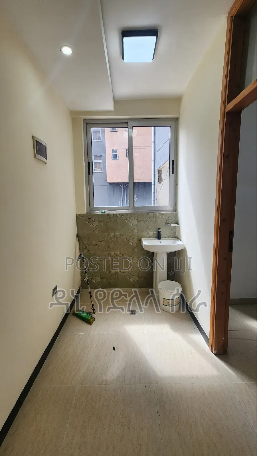 Furnished 2bdrm Condo in አዲስ አበባ, Bole for sale