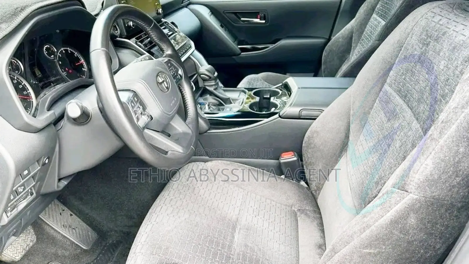 Toyota Lc300 for Rent