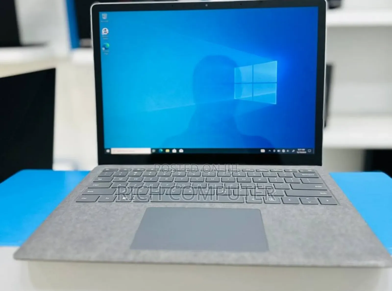 New Laptop Microsoft Surface Book 3 16GB Intel Core i7 SSD 512GB