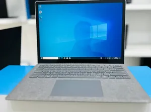 Photo - New Laptop Microsoft Surface Book 3 16GB Intel Core i7 SSD 512GB