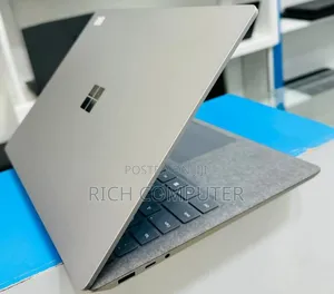 New Laptop Microsoft Surface Book 3 16GB Intel Core i7 SSD 512GB