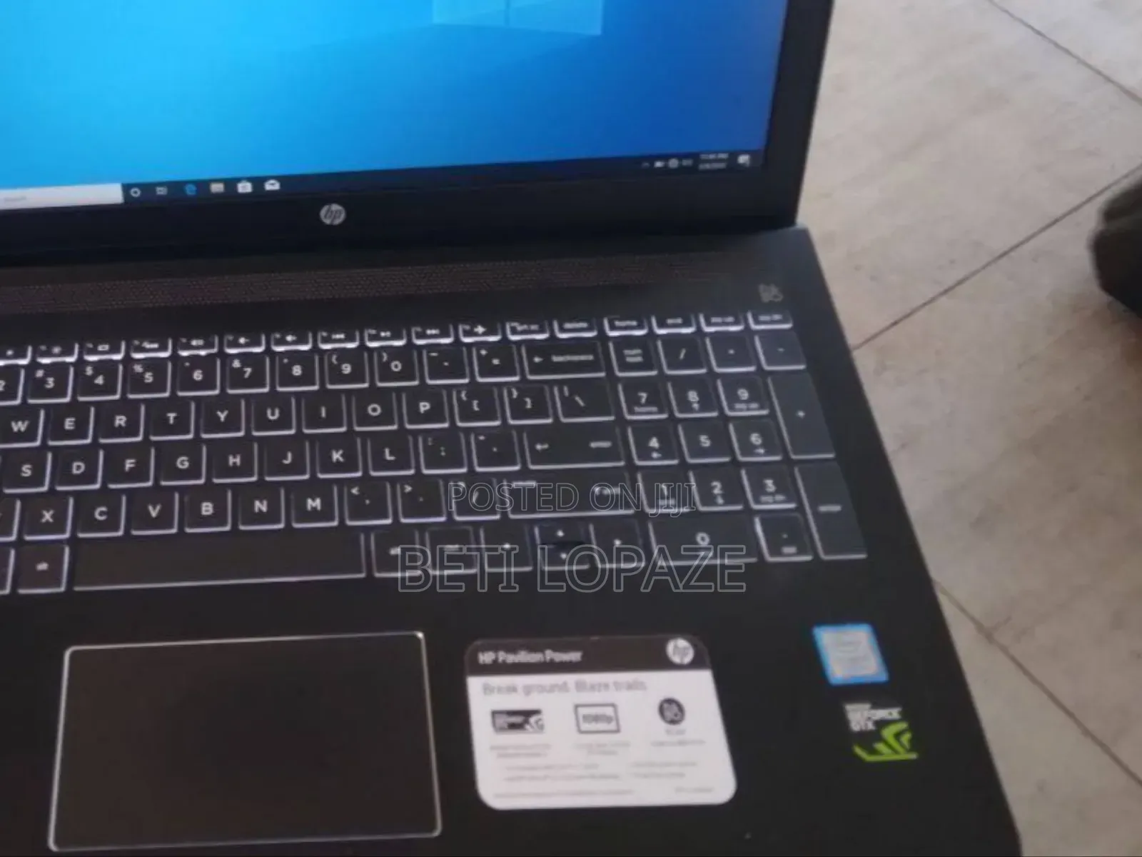 New Laptop HP Pavilion 15 8GB Intel Core I7 SSD 256GB