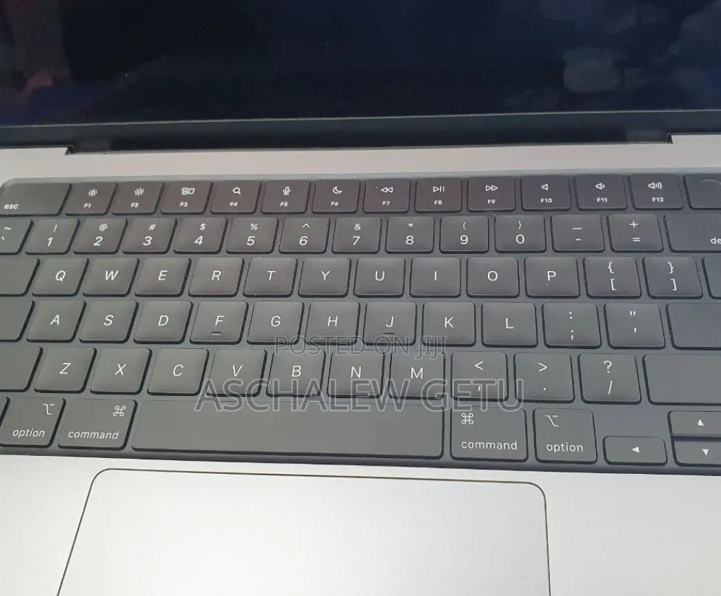 New Laptop Apple MacBook Pro 2021 M1 16GB Apple M1 SSD 512GB