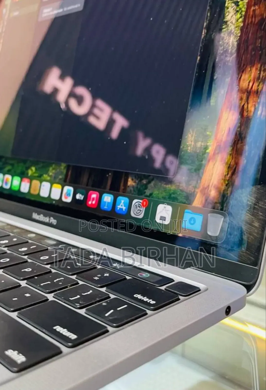 New Laptop Apple MacBook Pro M1 8GB Apple M1 Pro SSD 256GB