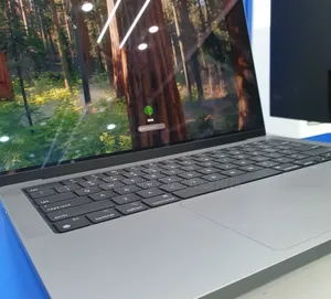 New Laptop Apple MacBook Pro 2021 M1 32GB Apple M1 Max SSD 2T