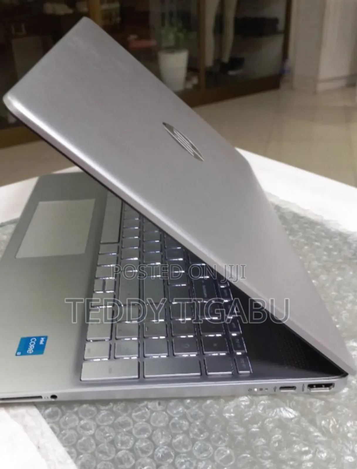 New Laptop HP Stream Notebook 8GB Intel Core I3 SSD 1T