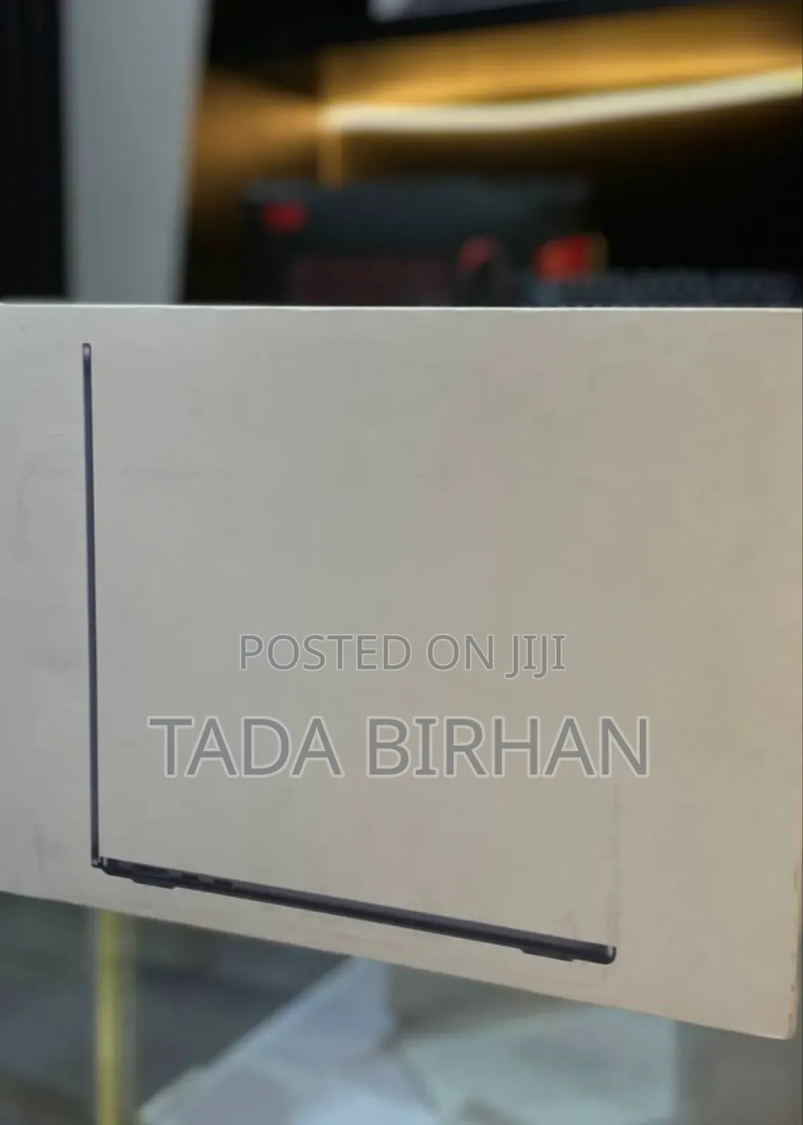 New Laptop Apple MacBook Air 2025 M4 13-Inch 16GB Apple M4 SSD 256GB