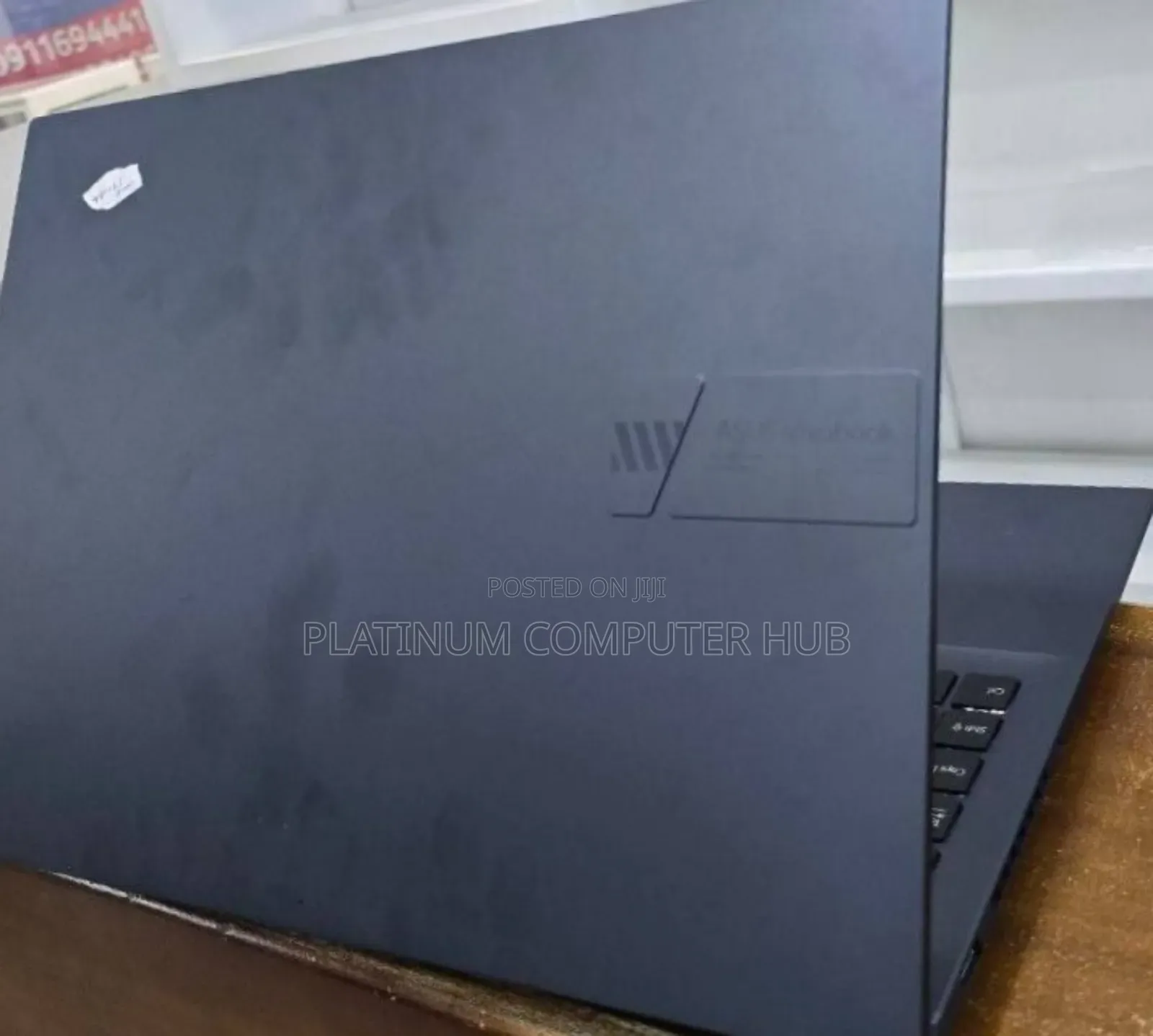 New Laptop Asus VivoBook Pro 17 N705UN 20GB Intel Core I7 SSD 512GB