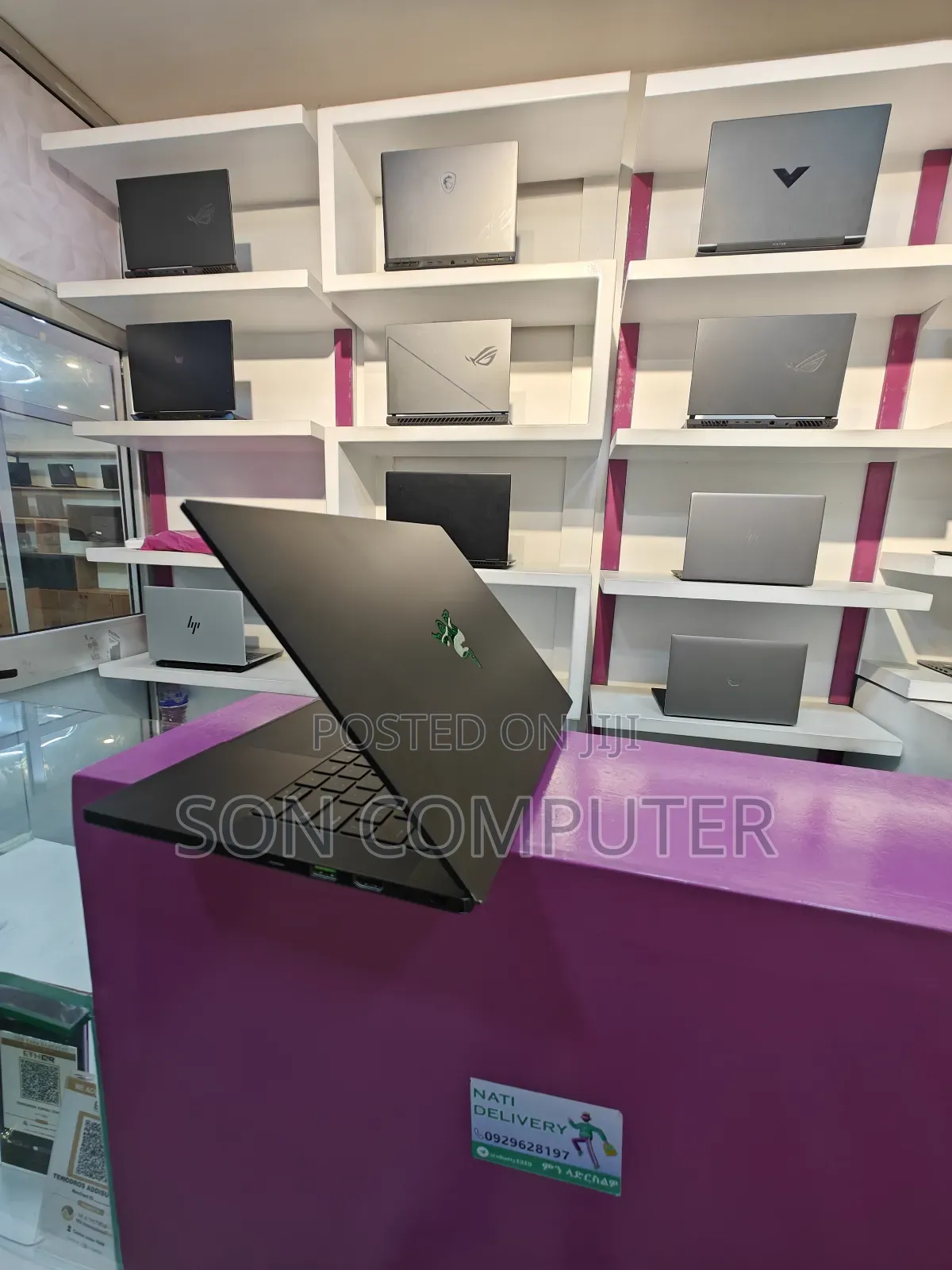 New Laptop Razer Blade 16GB AMD Ryzen 9 SSD 1T