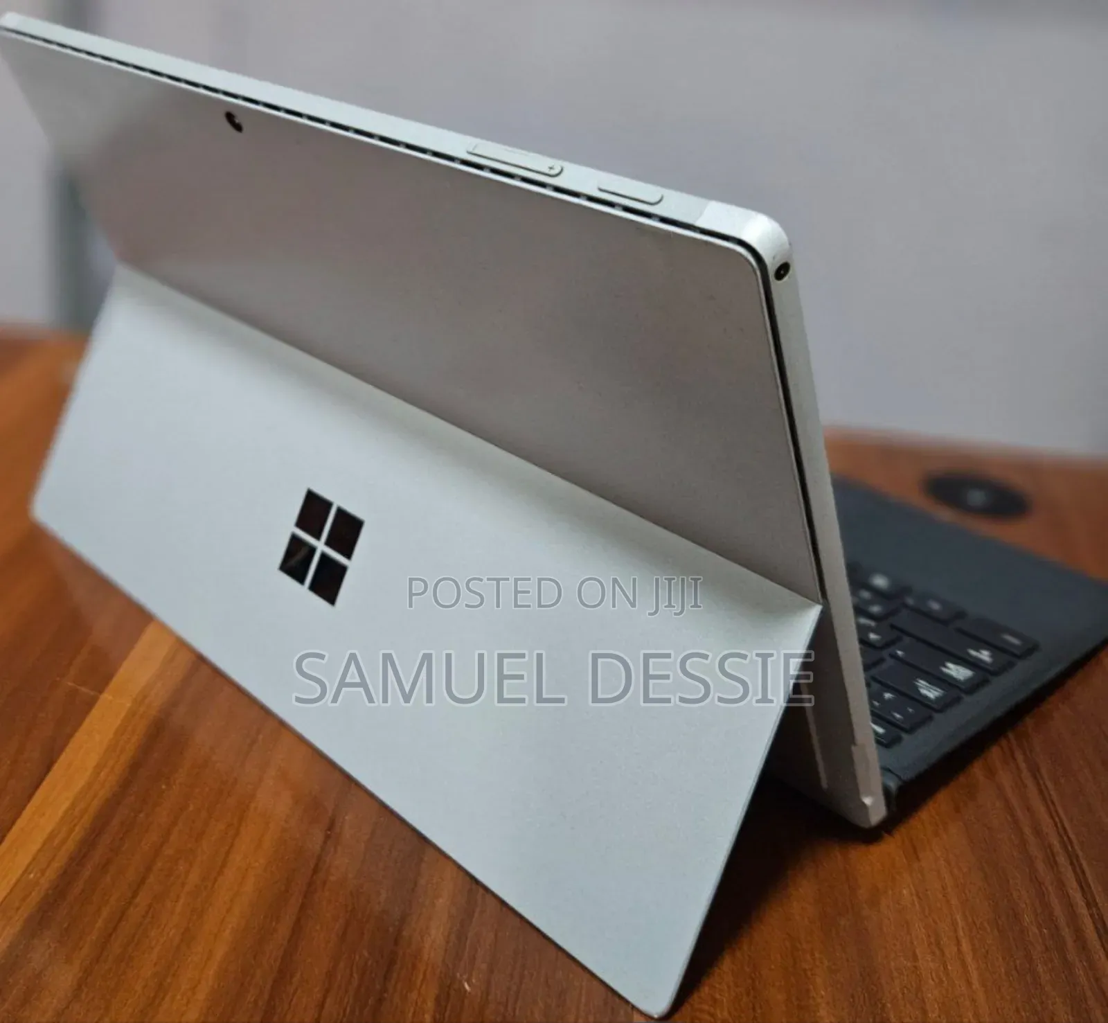 New Laptop Microsoft Surface Pro 7 8GB Intel Core I5 SSD 128GB