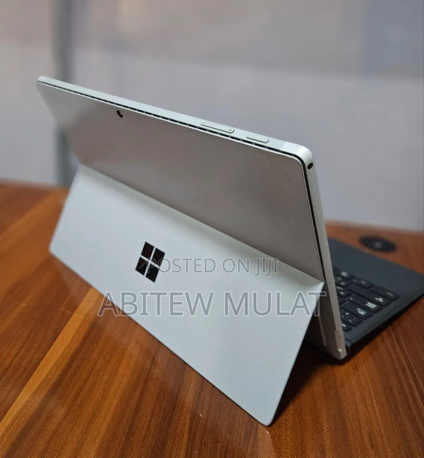 New Laptop Microsoft Surface Pro 7 8GB Intel Core I5 SSD 128GB