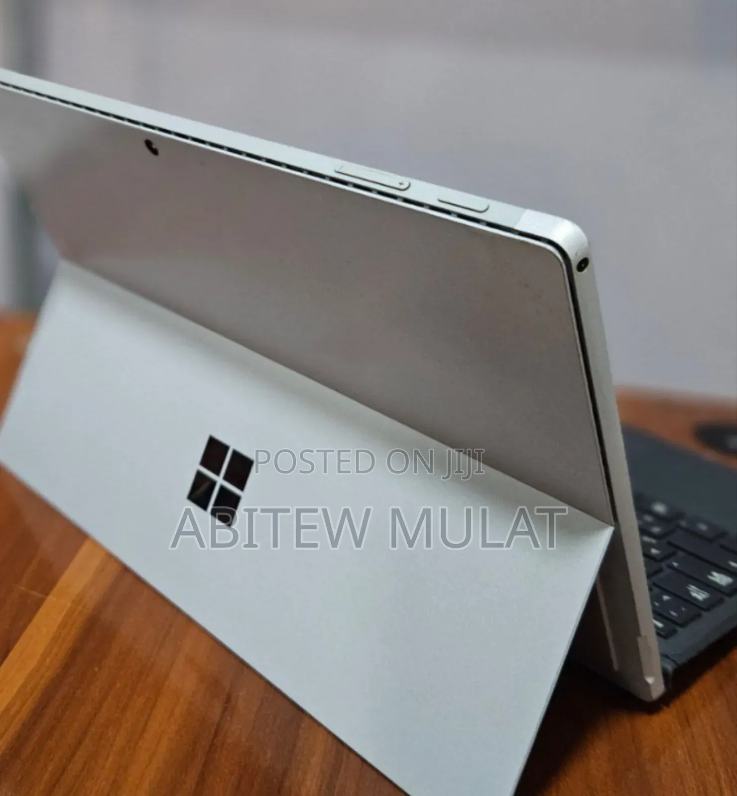New Laptop Microsoft Surface Pro 7 8GB Intel Core I5 SSD 128GB