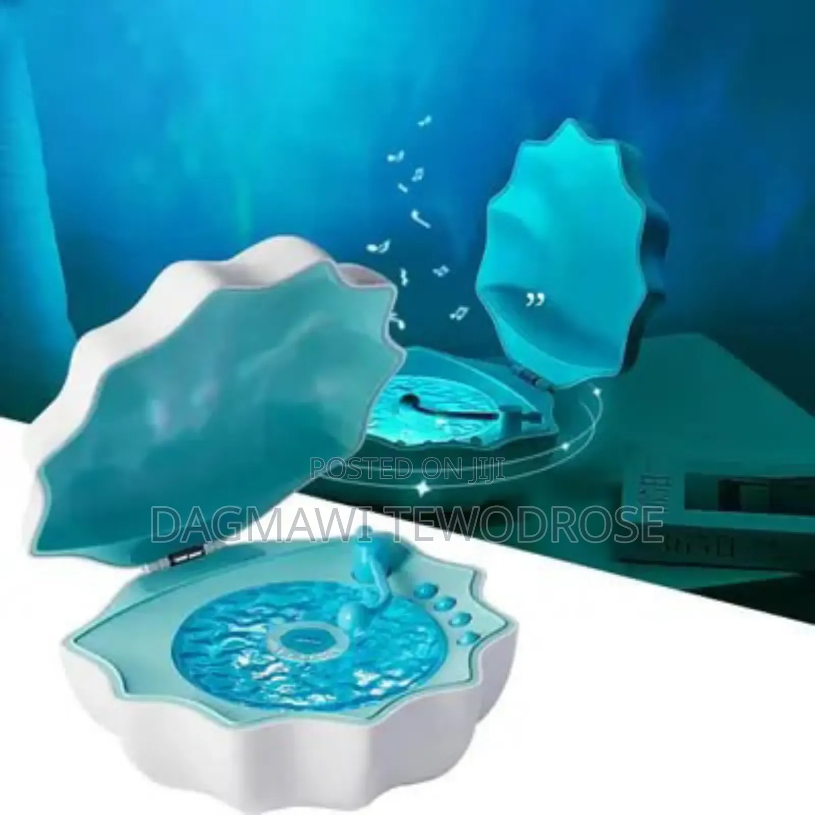 Shell Lamp With Bluetooth Speaker