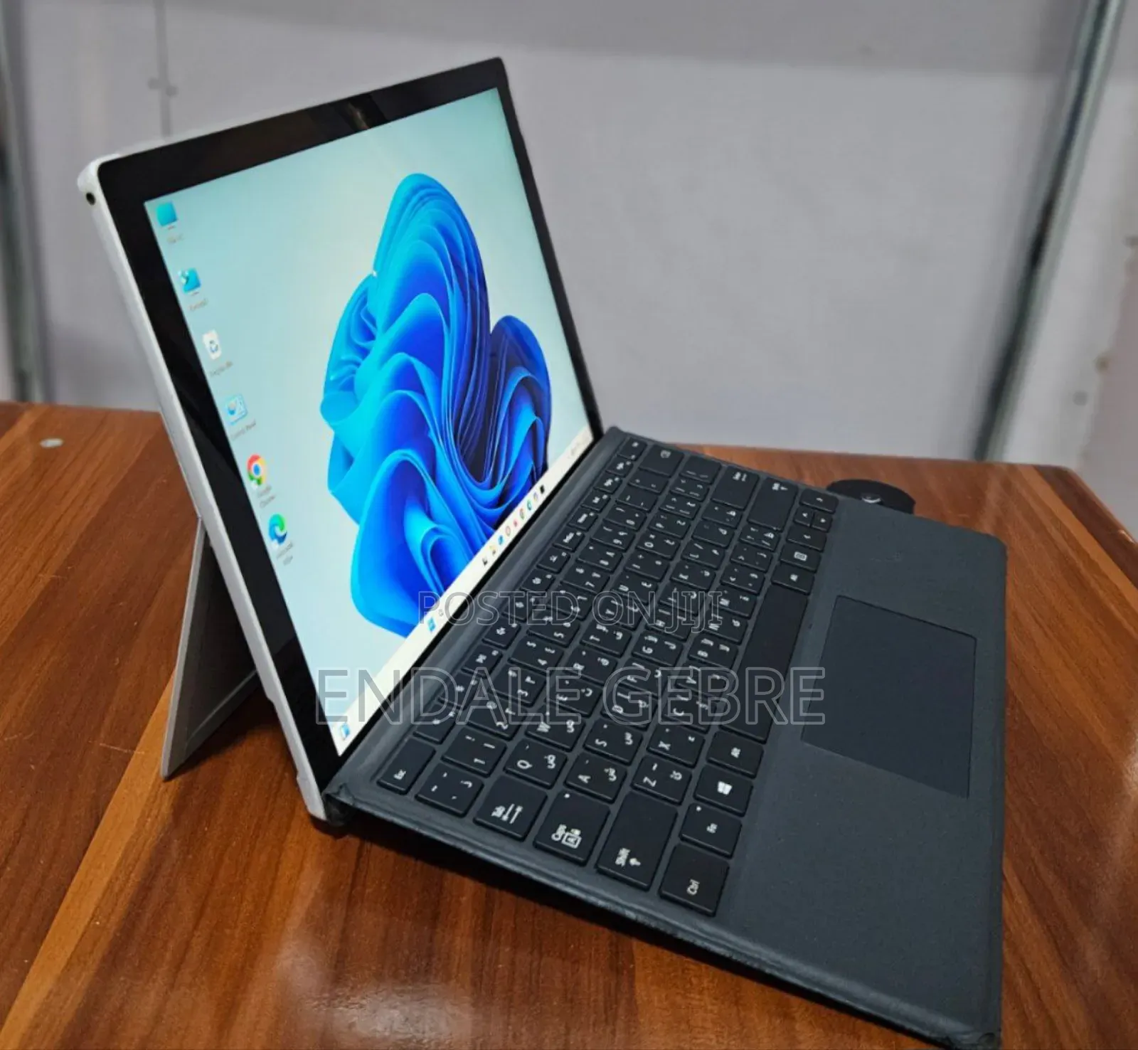 New Laptop Microsoft Surface Pro 7 8GB Intel Core I5 SSD 256GB