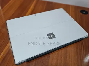 New Laptop Microsoft Surface Pro 7 8GB Intel Core I5 SSD 256GB