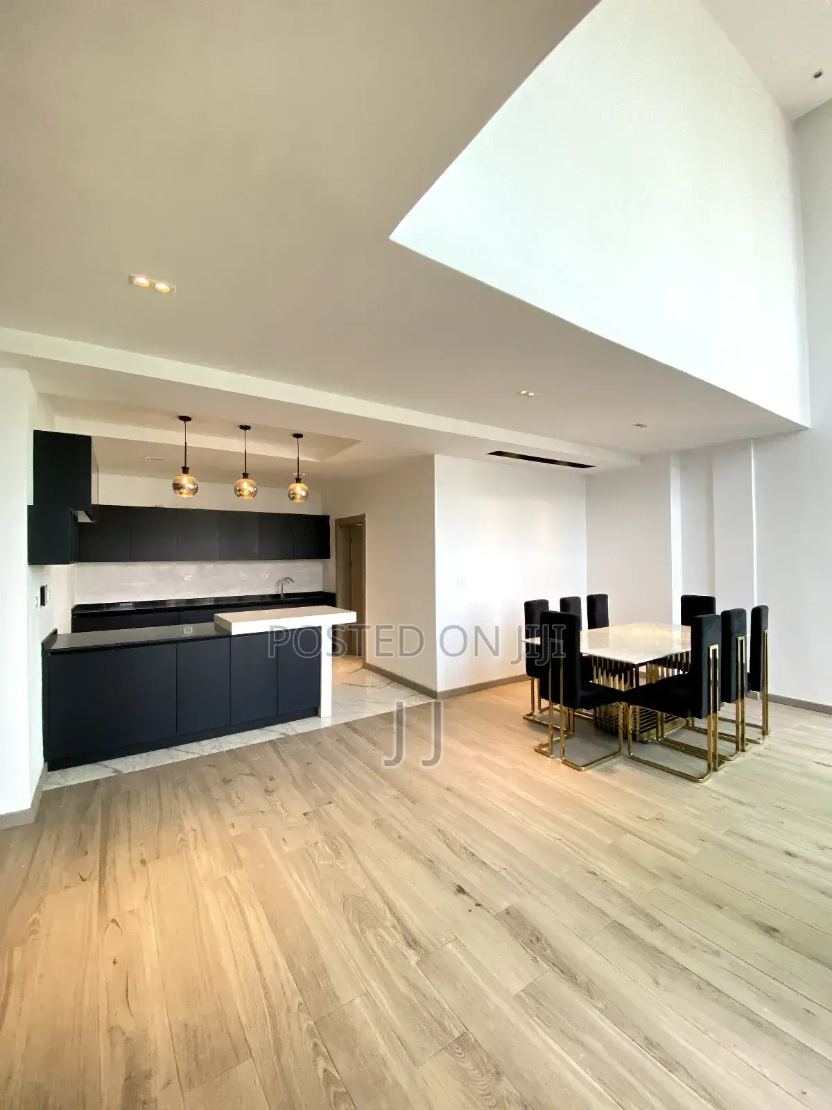 4bdrm Penthouse in Bole for rent