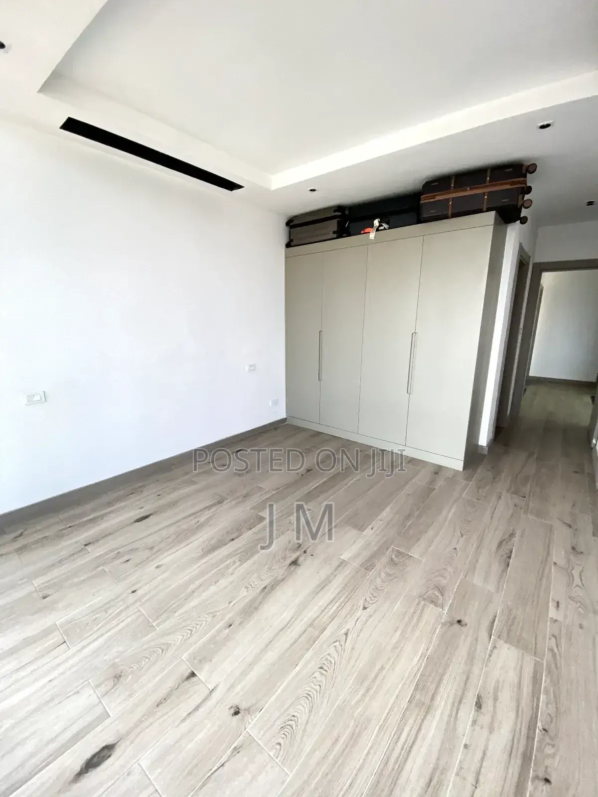 4bdrm Penthouse in Bole for rent