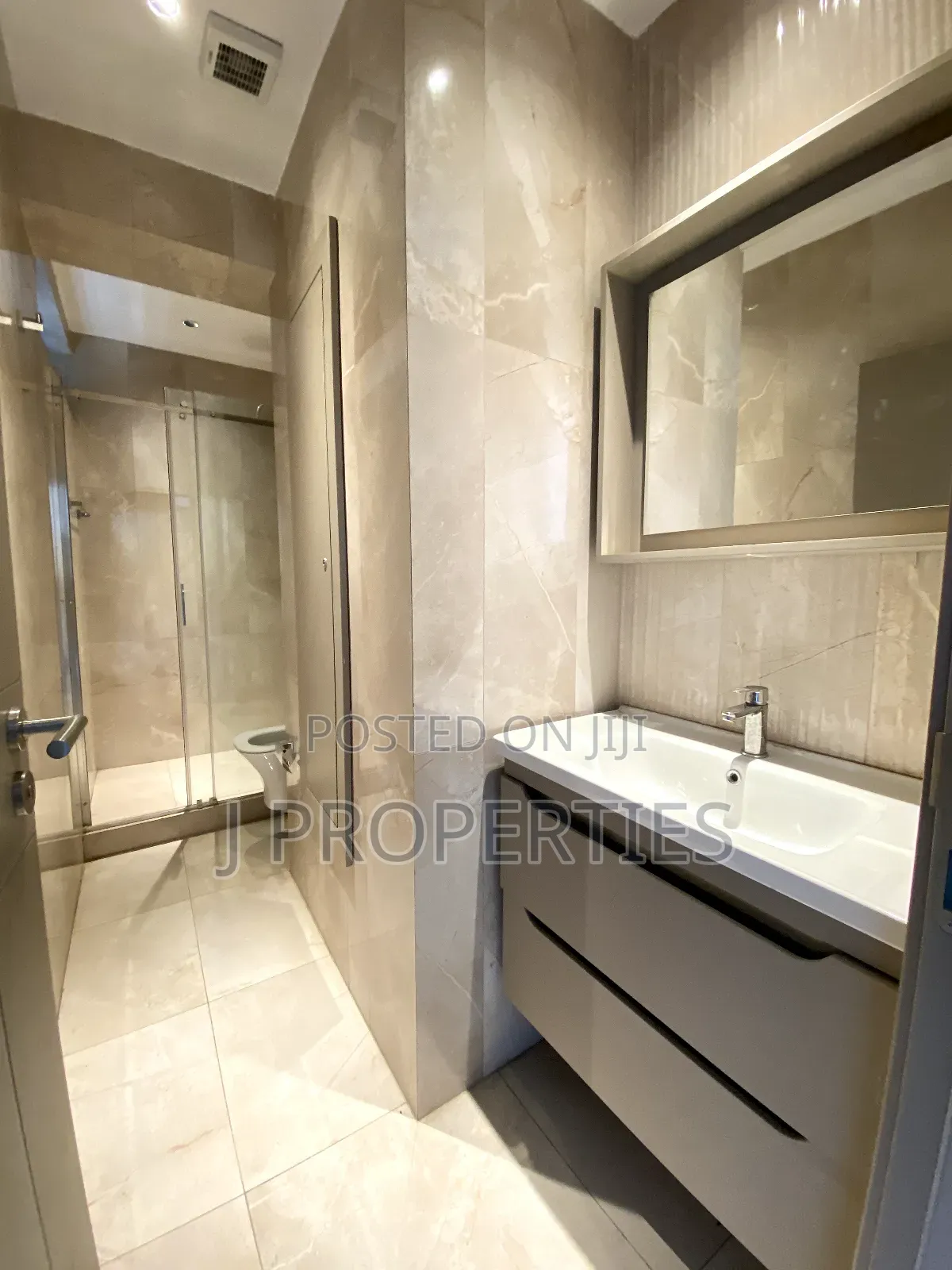 4bdrm Penthouse in Bole for rent