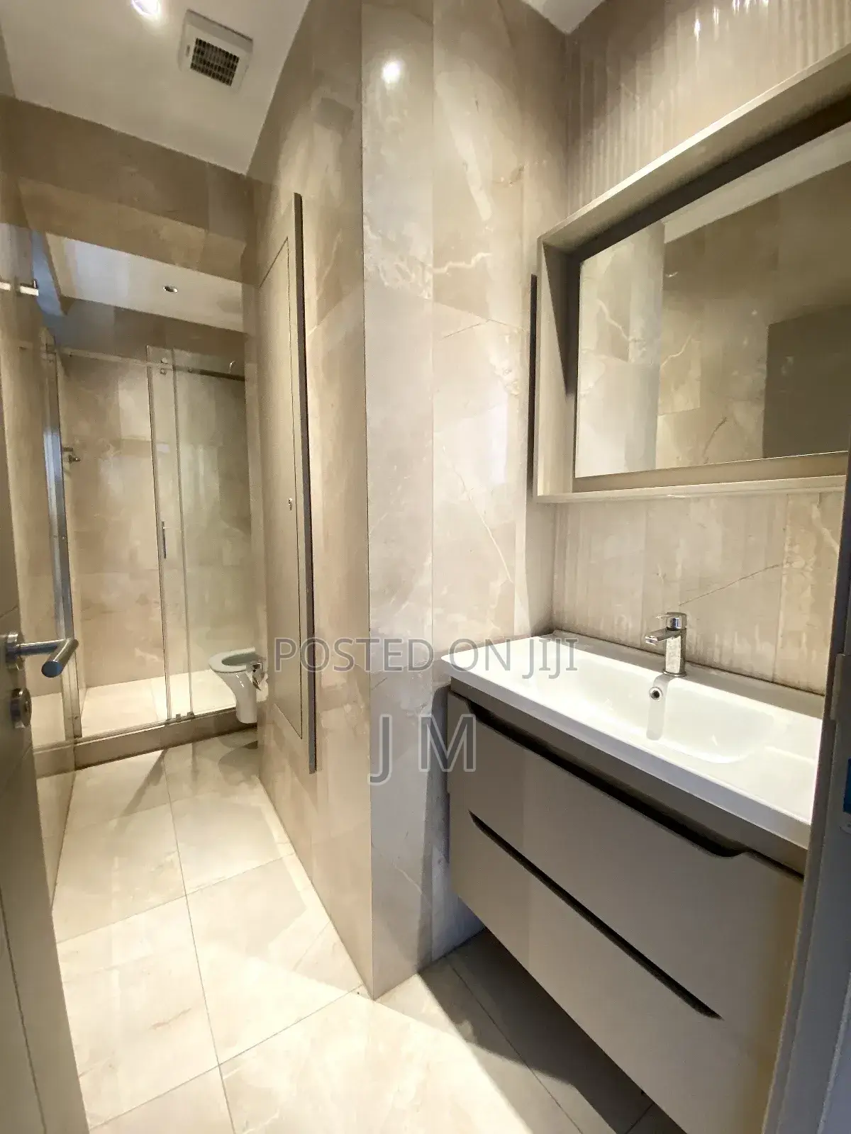 4bdrm Penthouse in Bole for rent