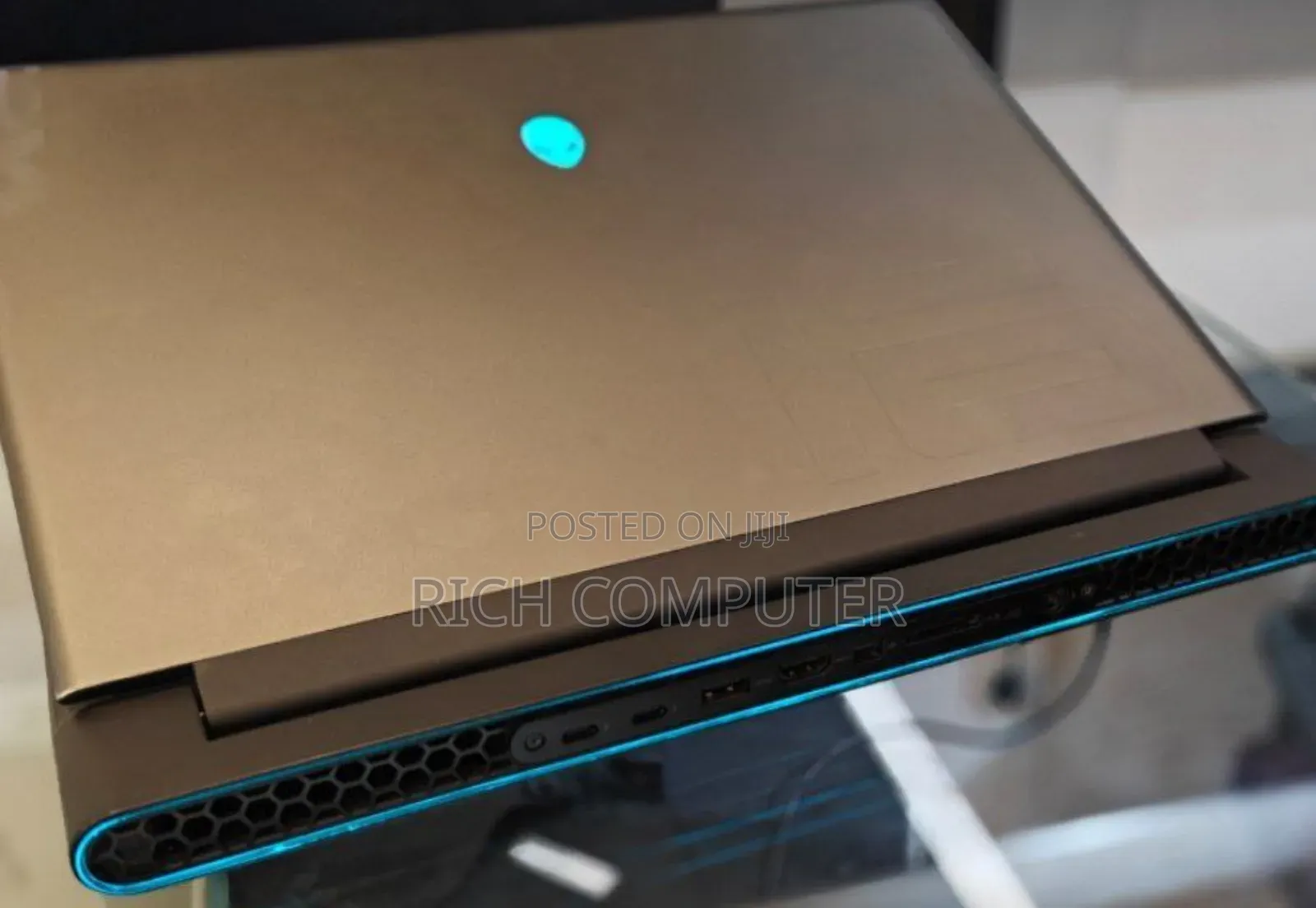 New Laptop Alienware M15 R3 32GB Intel Core I9 SSD 16 GB