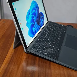 New Laptop Microsoft Surface Pro 7 8GB Intel Core I5 SSD 128GB