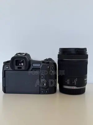 Camera Canon R With Rf Lens 24-105mm Silver Ring