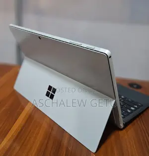 Photo - New Laptop Microsoft Surface 8GB Intel Core I5 SSD 128GB