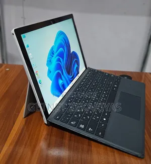 New Laptop Microsoft Surface Pro 7 8GB Intel Core I5 SSD 128GB