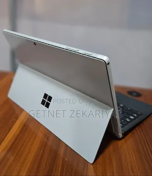 New Laptop Microsoft Surface Pro 7 8GB Intel Core I5 SSD 128GB